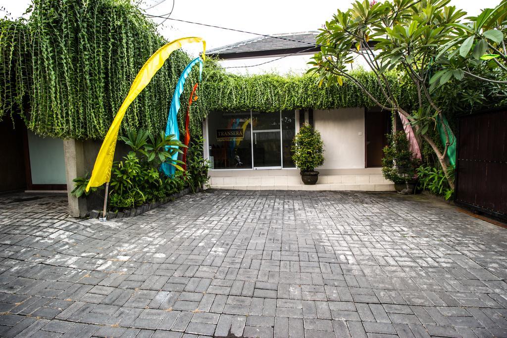 Transera Kirana Villas Seminyak Exterior photo